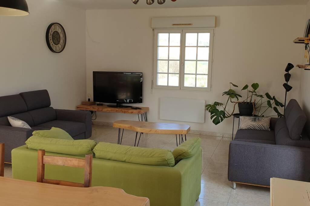 Le Bellevue A 1 H 30 De Paris Et 20 Km De Troyes Villa Estissac Exterior photo